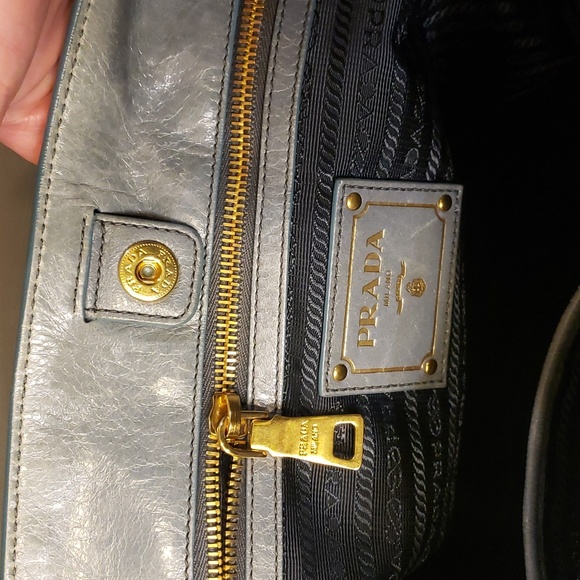 Prada leather tote bag - Picture 6 of 16
